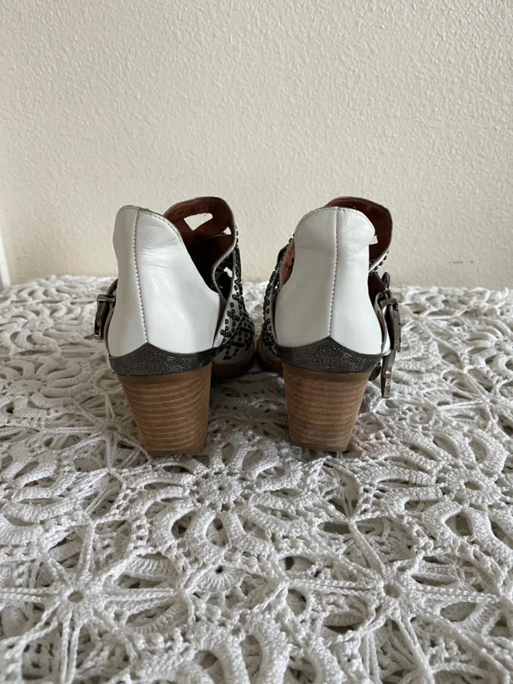 Jeffrey Campbell White Leather Buckle Western Booties with Silver Studs - Picture 5 of 7